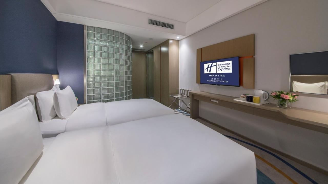 Holiday Inn Express - Xichang City Center By Ihg Extérieur photo